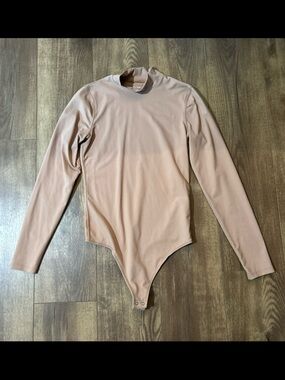 A&F Long Sleeve Nude/Taupe Bodysuit